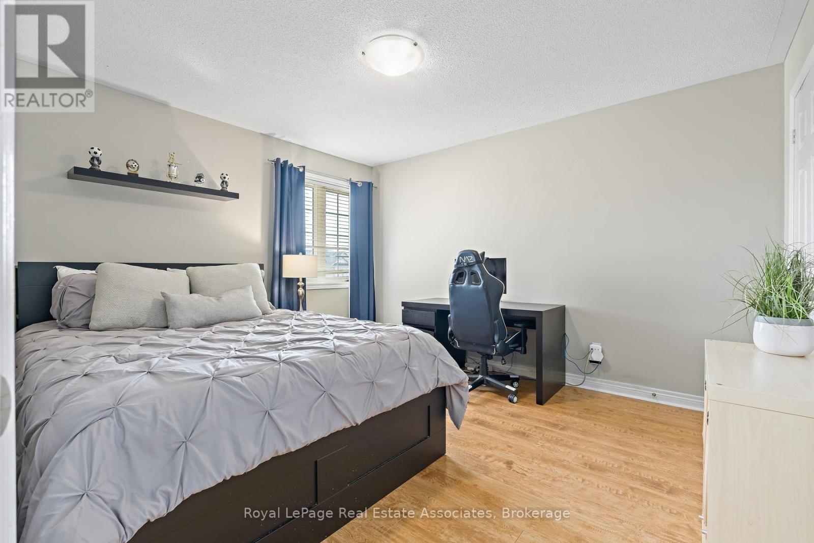 1069 Knotty Pine Grove, Mississauga, Ontario  L5W 1J6 - Photo 24 - W13753126