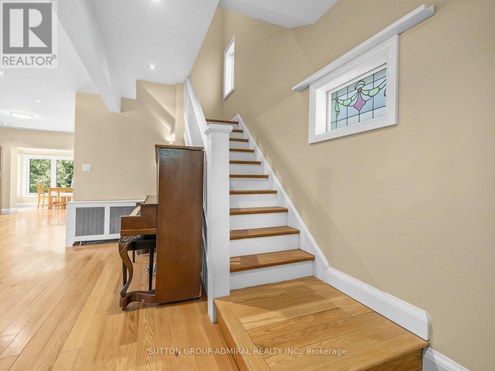 246 Ellis Avenue, Toronto, Ontario  M6S 2X2 - Photo 15 - W13753140
