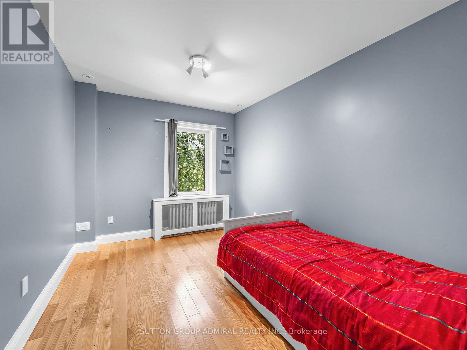 246 Ellis Avenue, Toronto, Ontario  M6S 2X2 - Photo 18 - W13753140