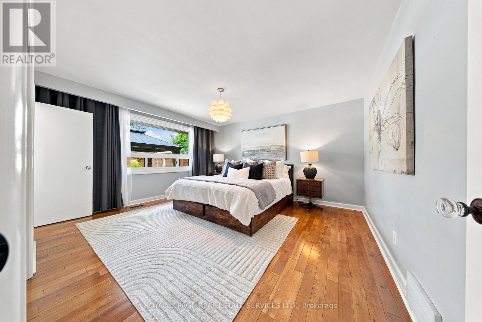 16 Oldham Road, Toronto, Ontario  M9A 2B7 - Photo 10 - W13753208