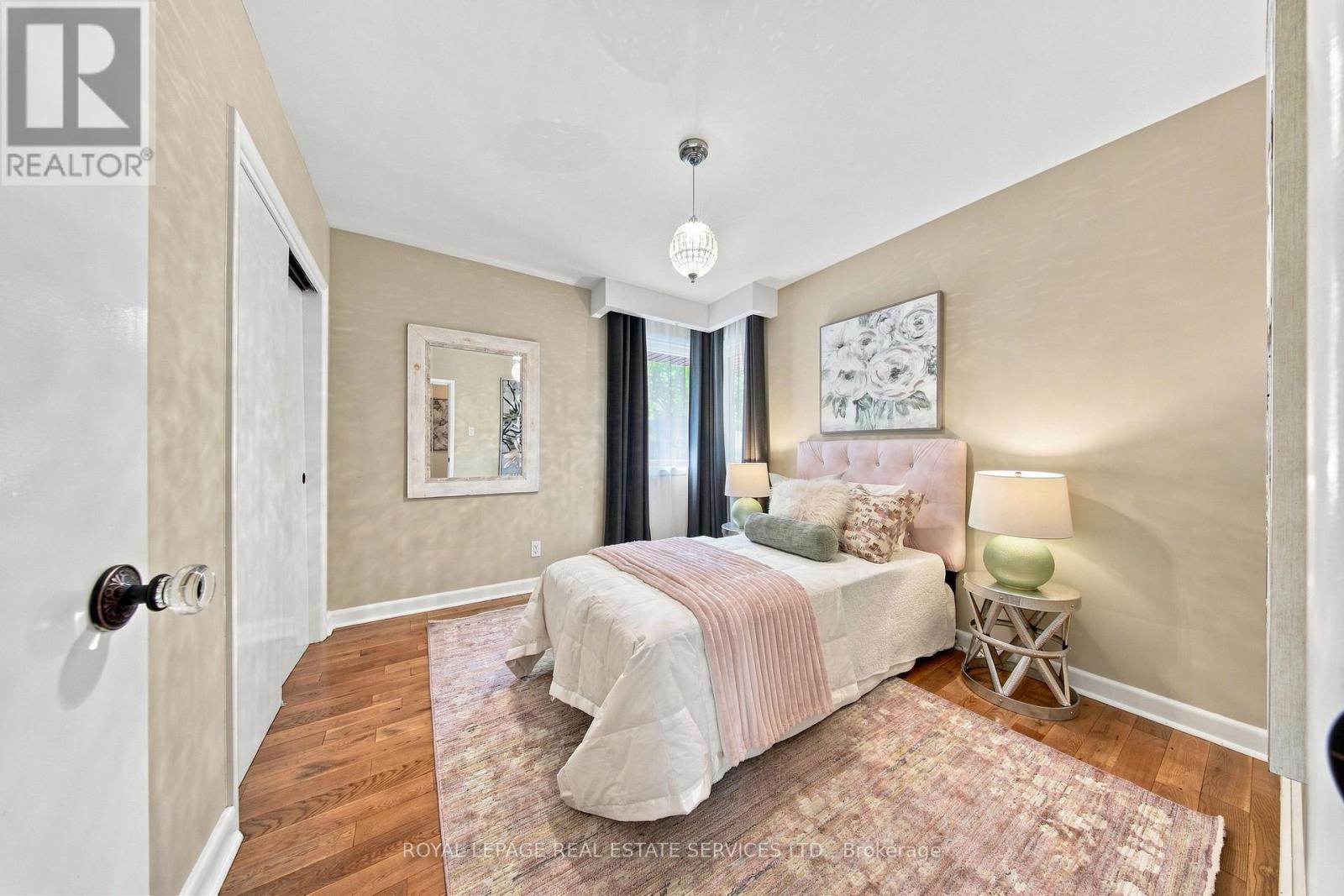 16 Oldham Road, Toronto, Ontario  M9A 2B7 - Photo 13 - W13753208