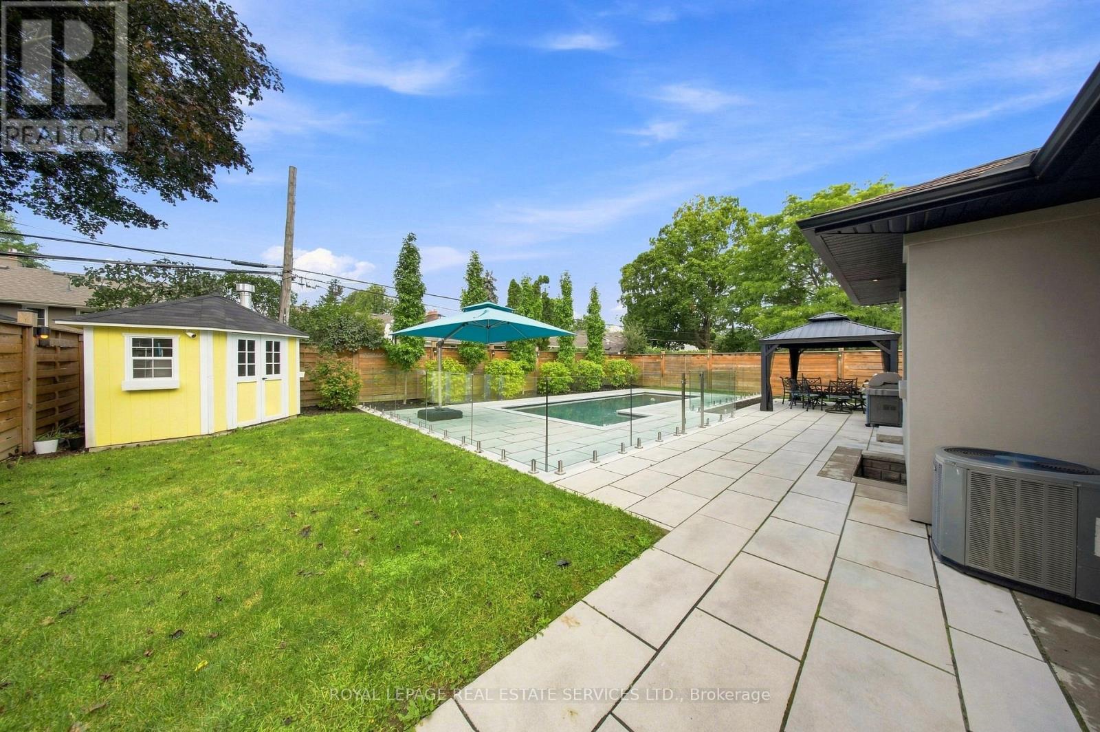 16 Oldham Road, Toronto, Ontario  M9A 2B7 - Photo 34 - W13753208