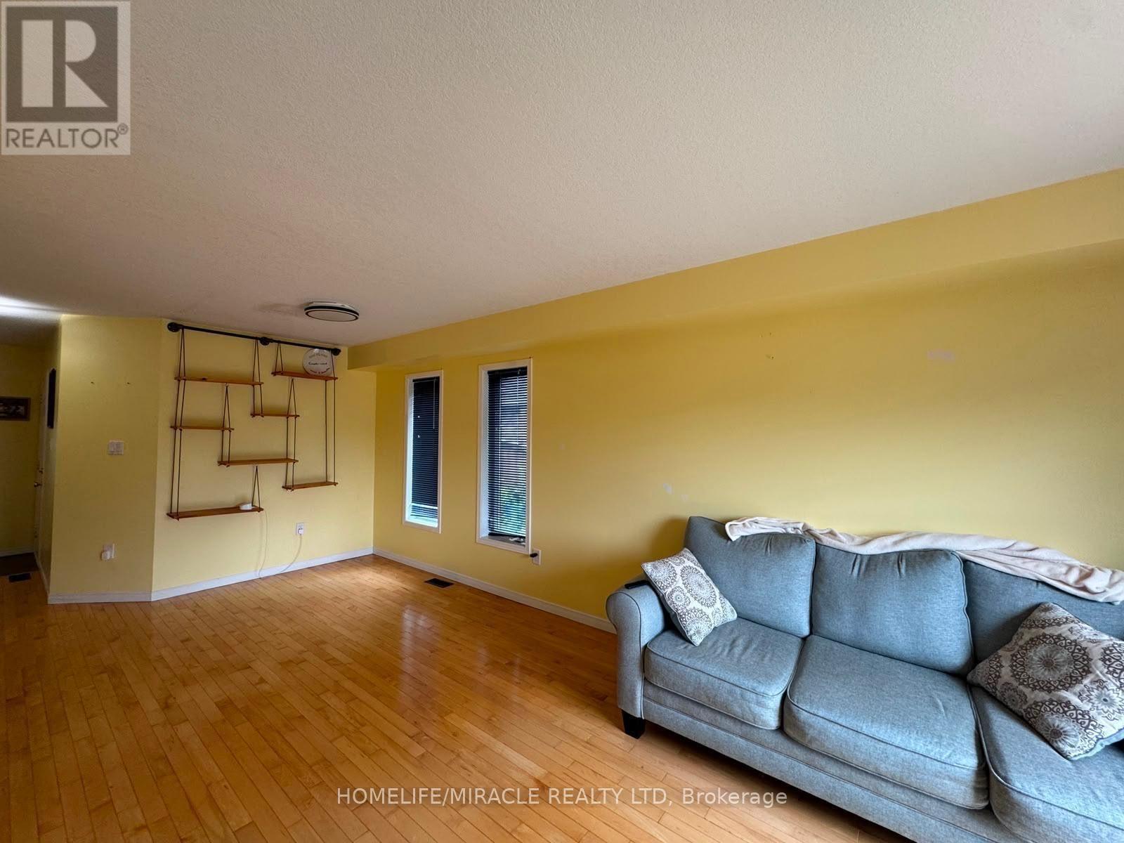 50 Buckingham Street, Orangeville, Ontario  L9W 5H7 - Photo 5 - W13753292