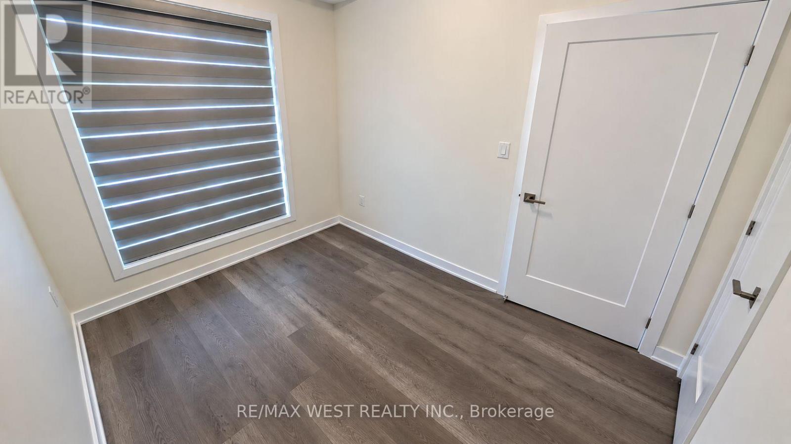 Main Floor - 93 Hatherley Road, Toronto, Ontario  M6E 1W3 - Photo 19 - W13753296