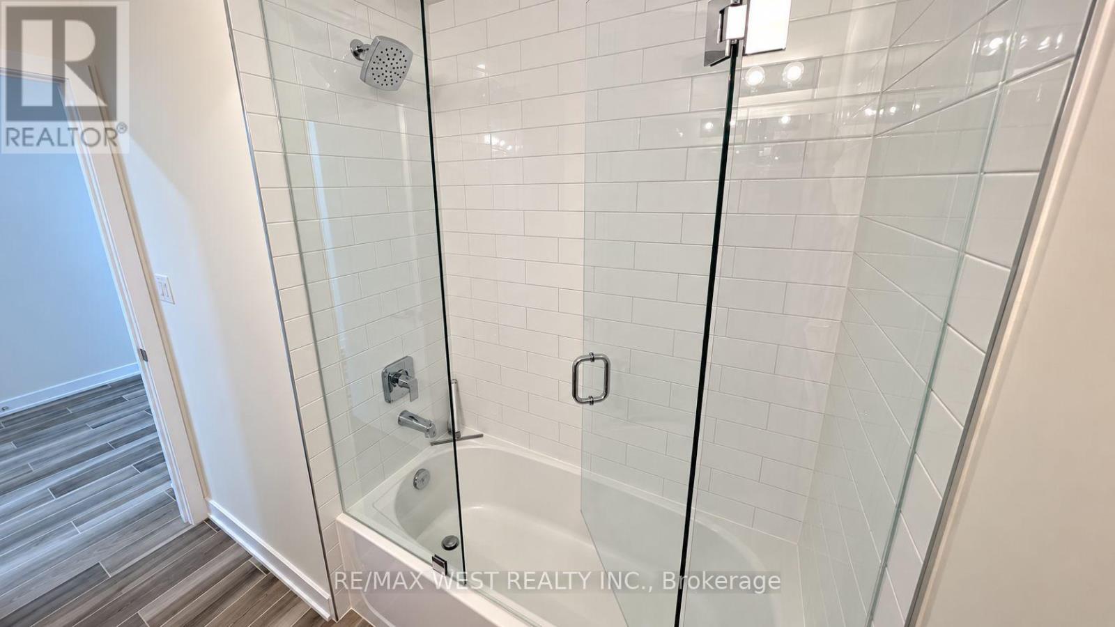 Main Floor - 93 Hatherley Road, Toronto, Ontario  M6E 1W3 - Photo 31 - W13753296