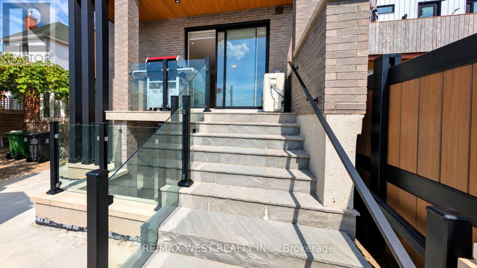 Main Floor - 93 Hatherley Road, Toronto, Ontario  M6E 1W3 - Photo 33 - W13753296