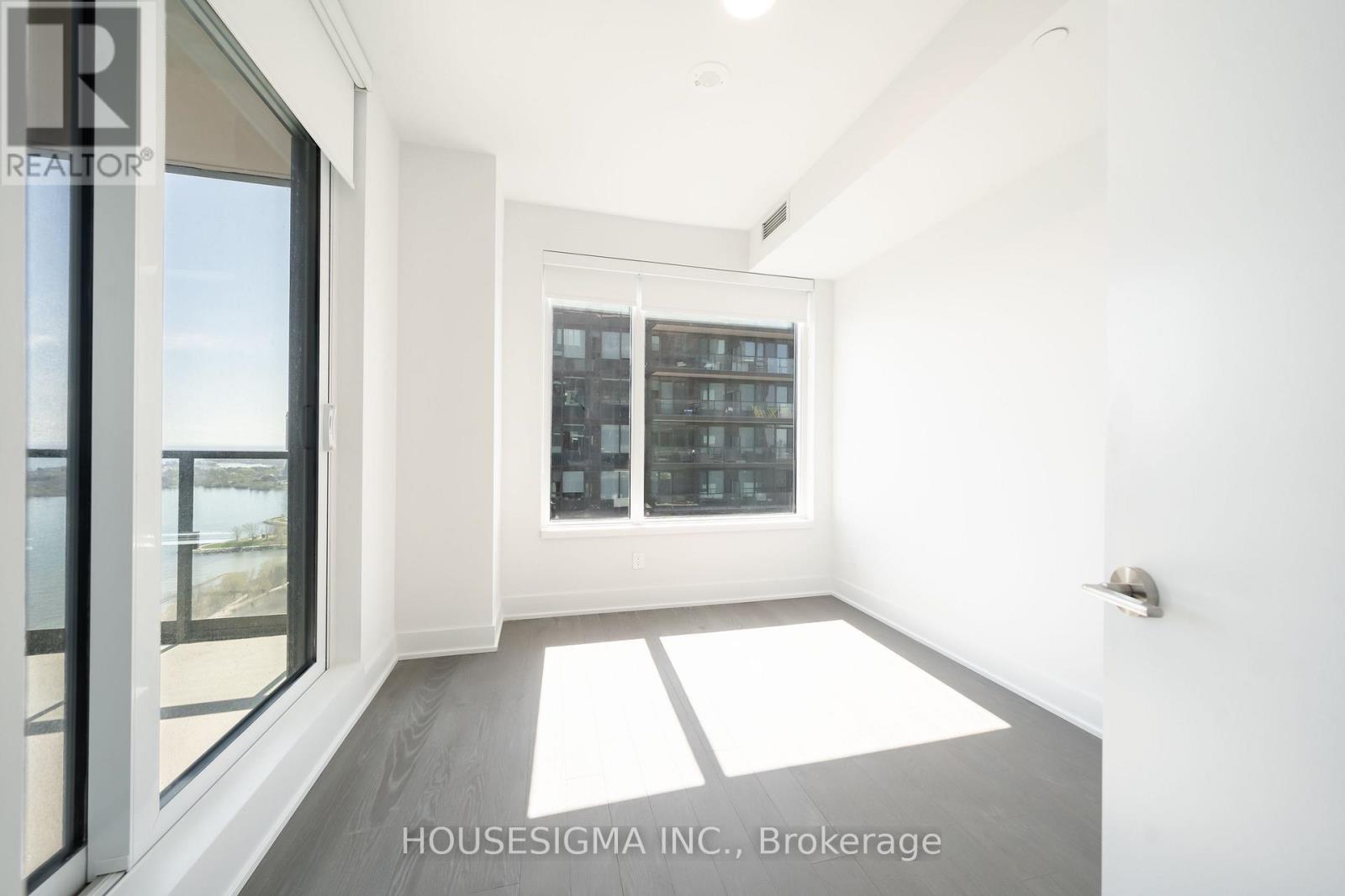 3909 - 1926 Lake Shore Boulevard W, Toronto, Ontario  M6S 0B1 - Photo 21 - W13753298