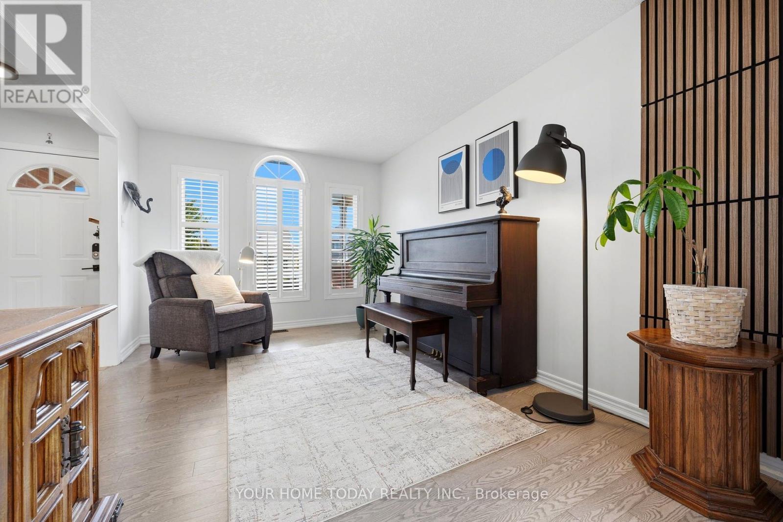 19 Rachlin Drive, Halton Hills, Ontario  L7J 3A9 - Photo 8 - W13753360