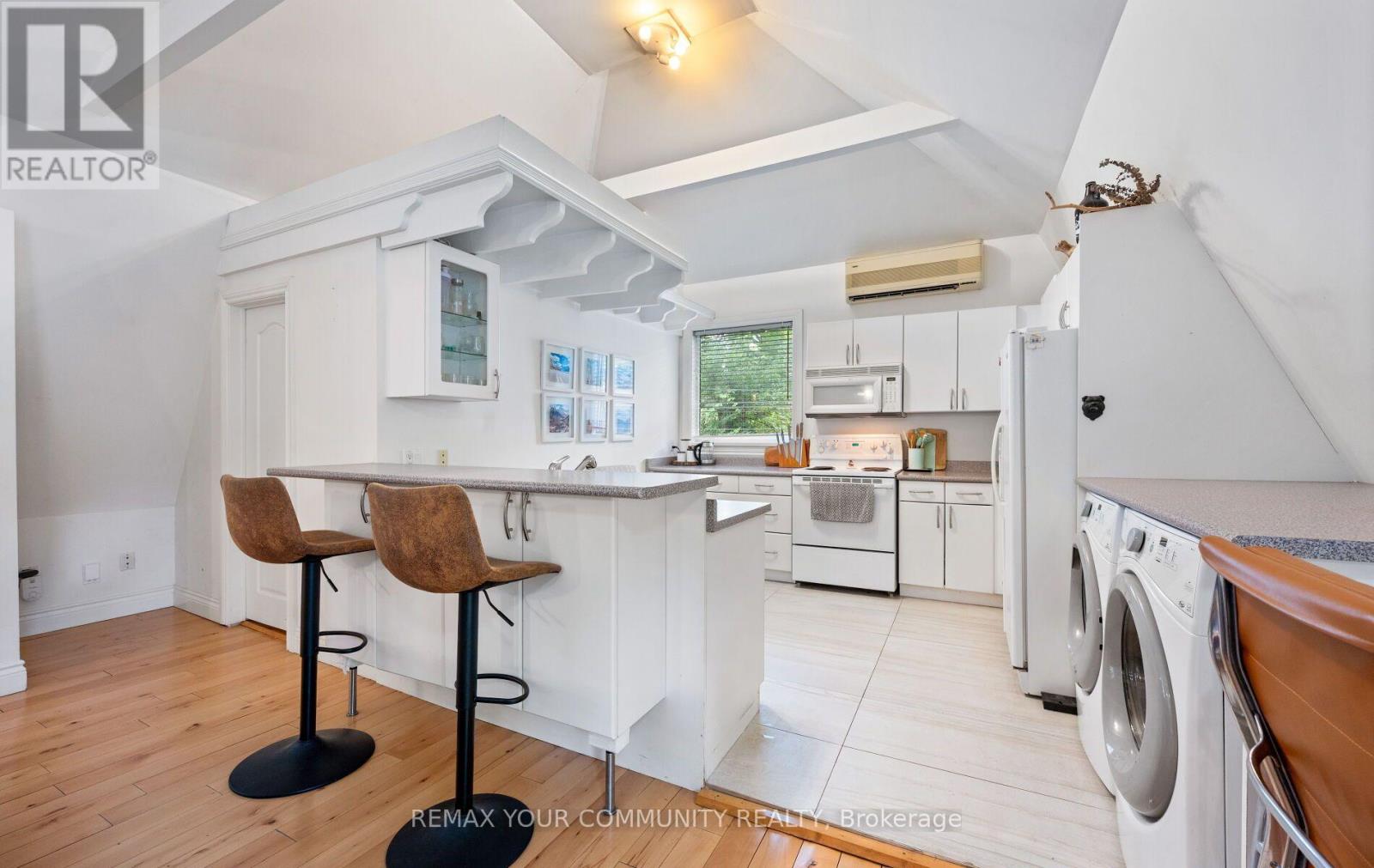 62 Indian Grove, Toronto, Ontario  M6R 2Y4 - Photo 38 - W13753446