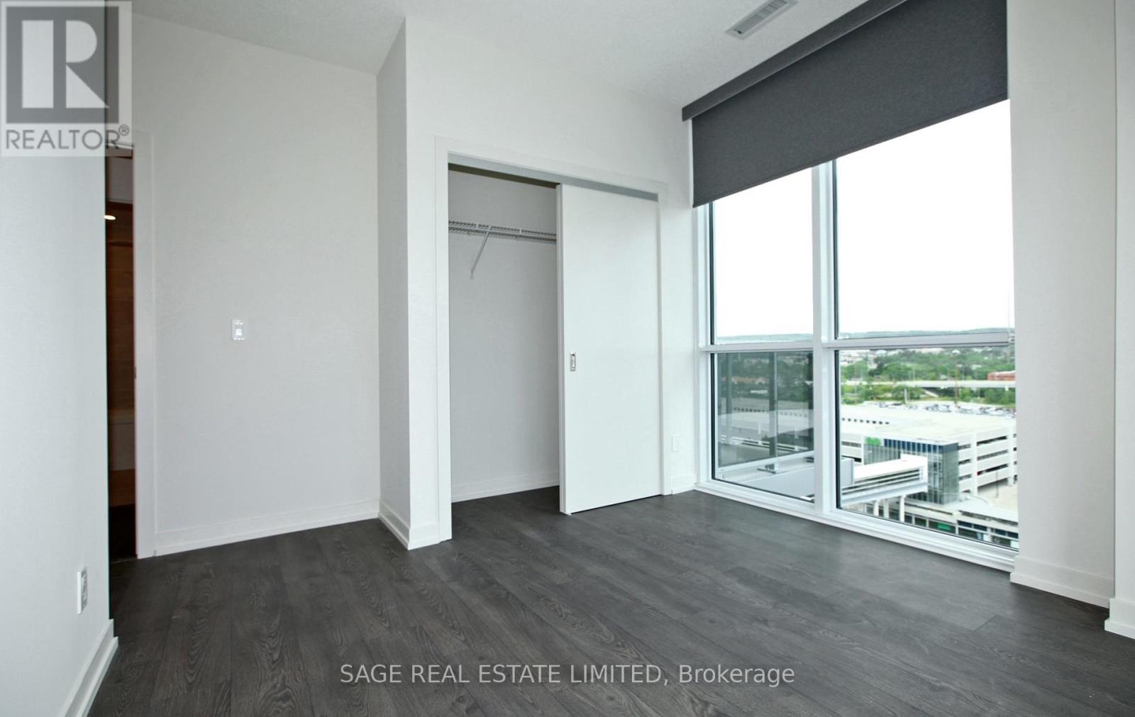 1202 - 2093 Fairview Street, Burlington, Ontario  L7R 0B4 - Photo 12 - W13753476