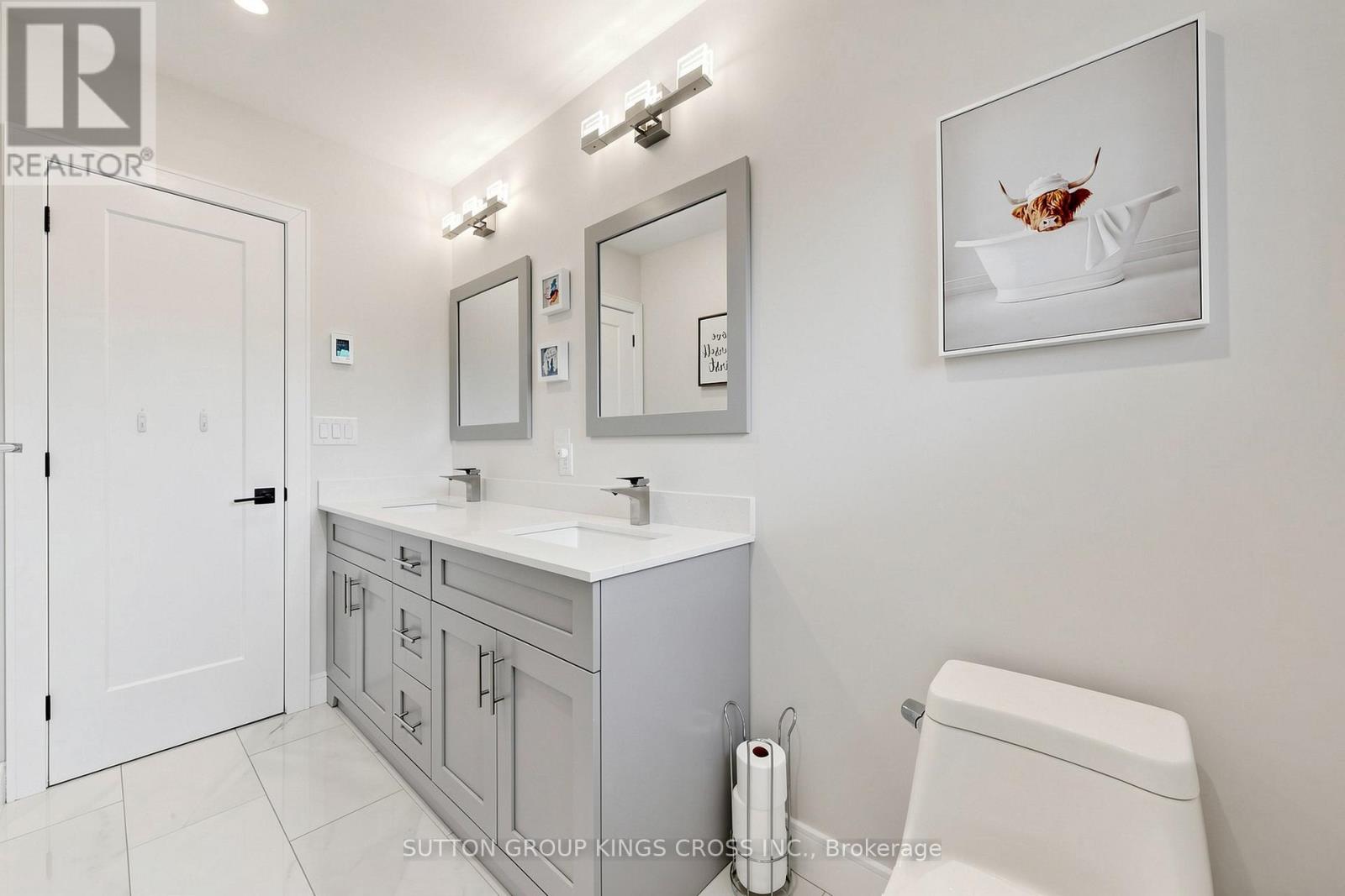 360 Isabella Avenue, Mississauga, Ontario  L5B 1B2 - Photo 28 - W13753486