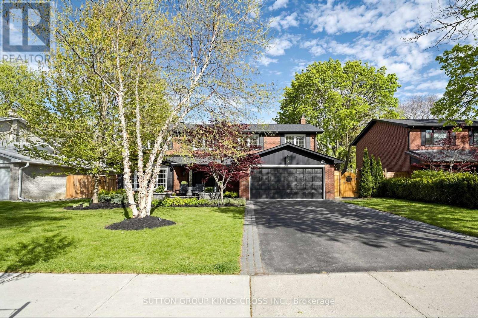 360 Isabella Avenue, Mississauga, Ontario  L5B 1B2 - Photo 3 - W13753486