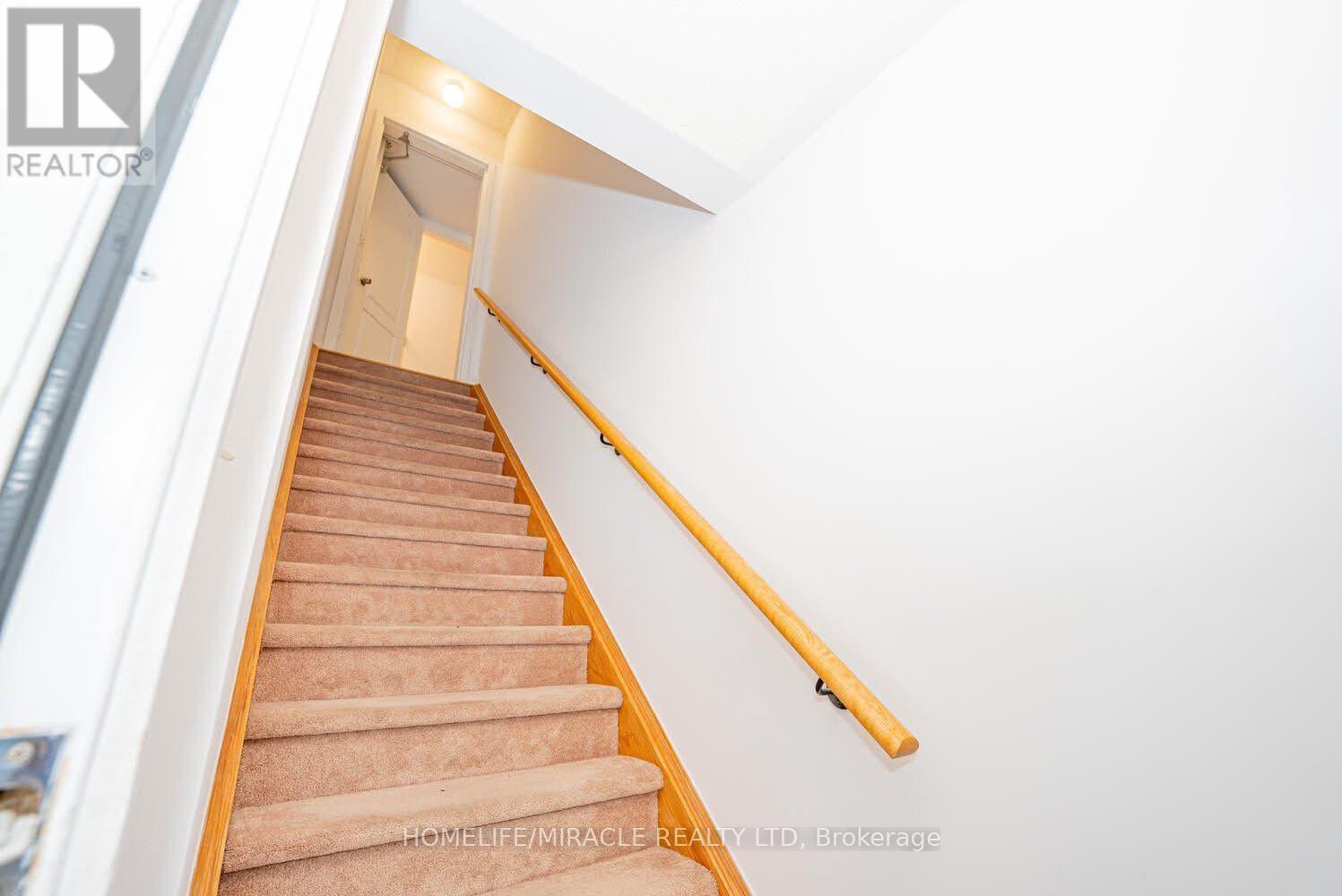 3 - 2476 Post Road, Oakville, Ontario  L6H 0K1 - Photo 3 - W13753518