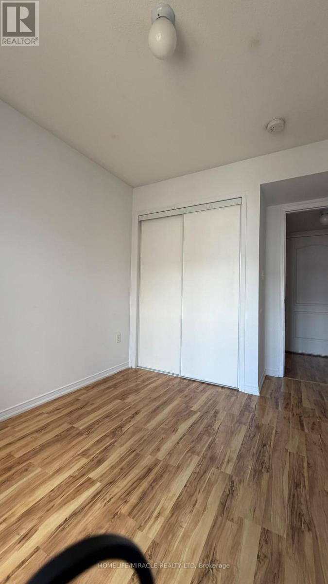 3 - 2476 Post Road, Oakville, Ontario  L6H 0K1 - Photo 6 - W13753518