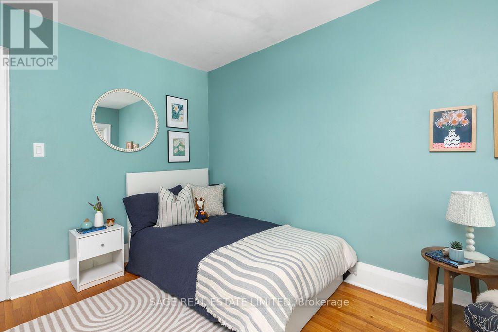 90 Methuen Avenue, Toronto, Ontario  M6S 1Z9 - Photo 23 - W13753522