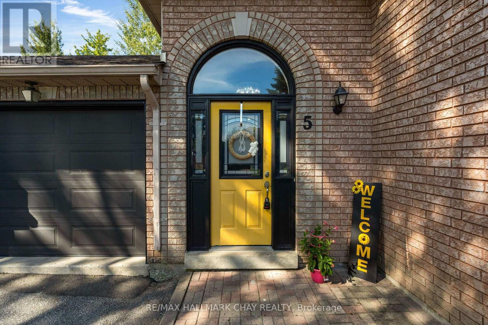 5 Harbour Crescent, Wasaga Beach, Ontario  L9Z 1G4 - Photo 4 - S13726336