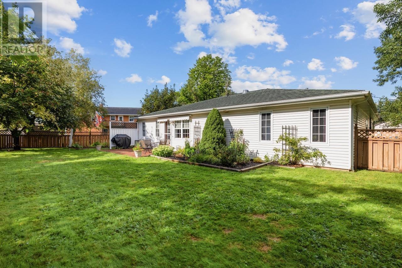 15 Oakland Drive, Charlottetown, Prince Edward Island  C1C 1M9 - Photo 44 - 202622610