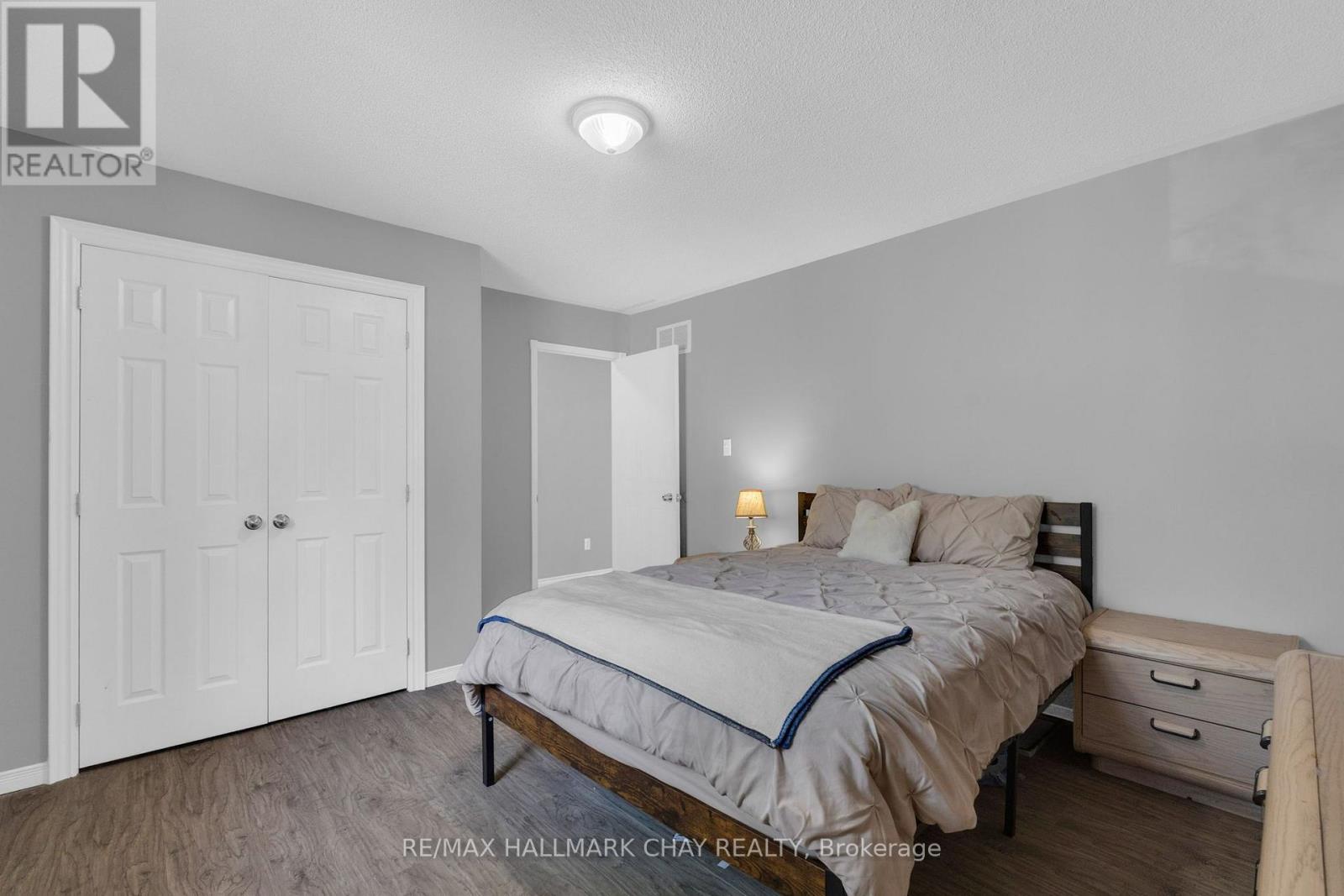 5 Harbour Crescent, Wasaga Beach, Ontario  L9Z 1G4 - Photo 15 - S13726336