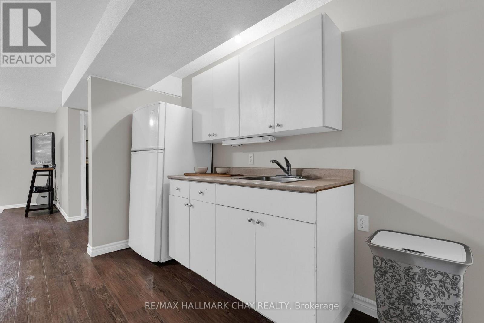 5 Harbour Crescent, Wasaga Beach, Ontario  L9Z 1G4 - Photo 22 - S13726336