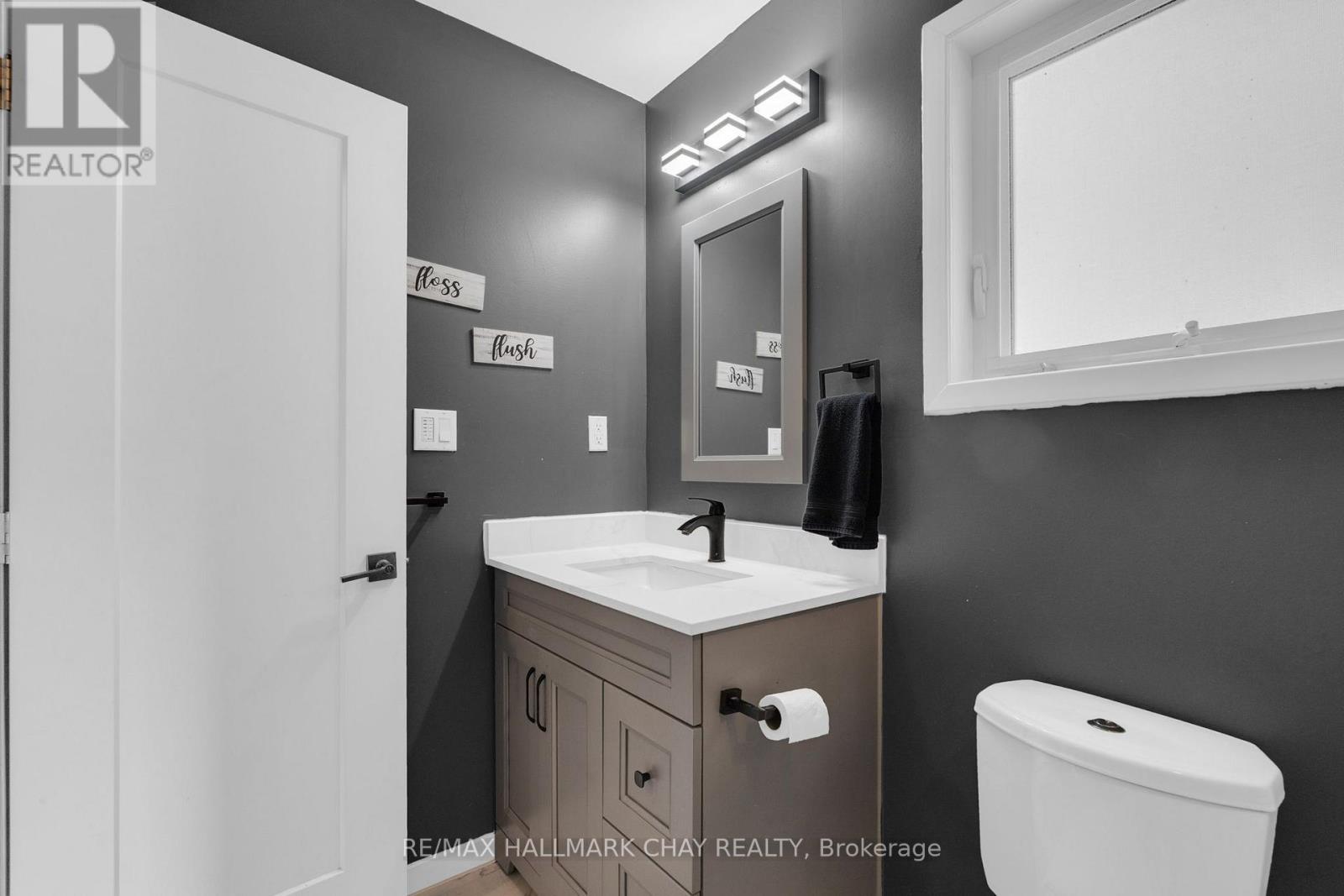 5 Harbour Crescent, Wasaga Beach, Ontario  L9Z 1G4 - Photo 17 - S13726336