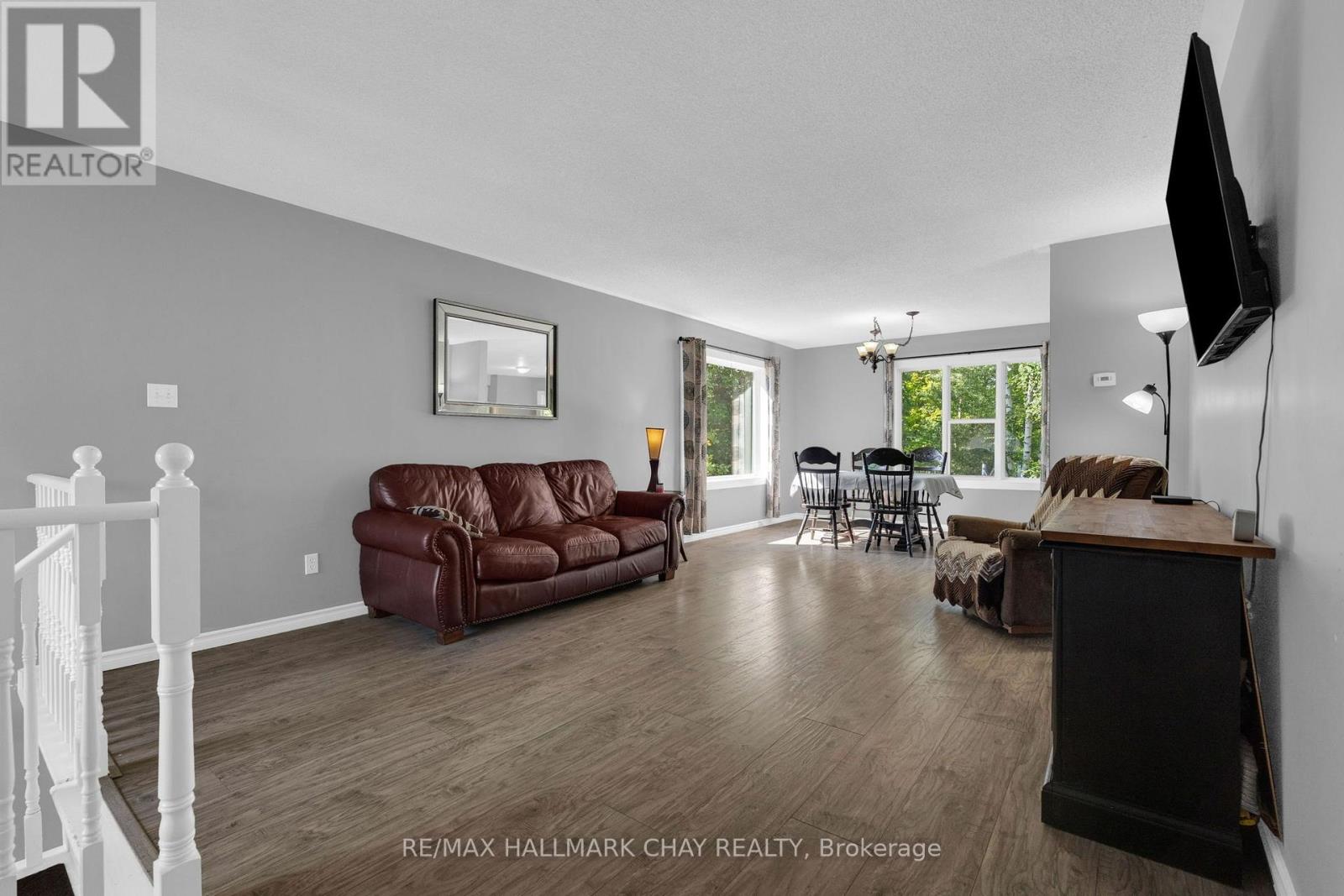 5 Harbour Crescent, Wasaga Beach, Ontario  L9Z 1G4 - Photo 7 - S13726336