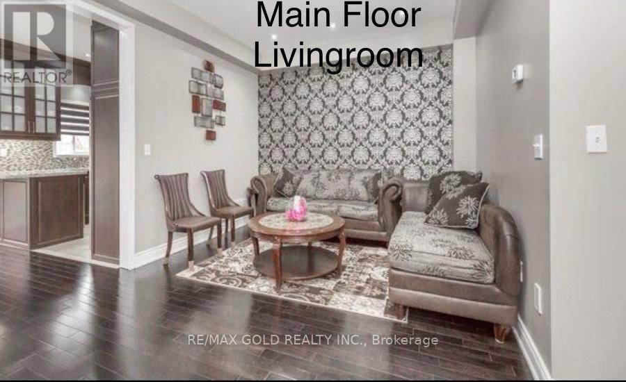 11 Rubysilver Drive, Brampton, Ontario  L6P 1P9 - Photo 5 - W13745640