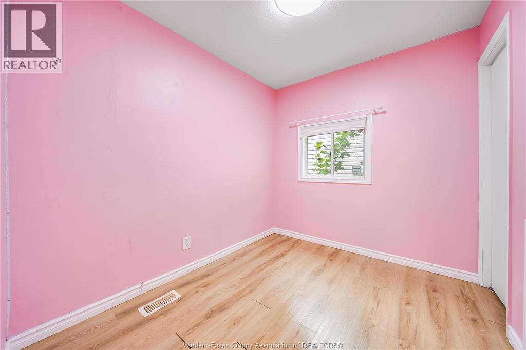 526 Lesperance, Tecumseh, Ontario  N8N 1W4 - Photo 19 - 26018368