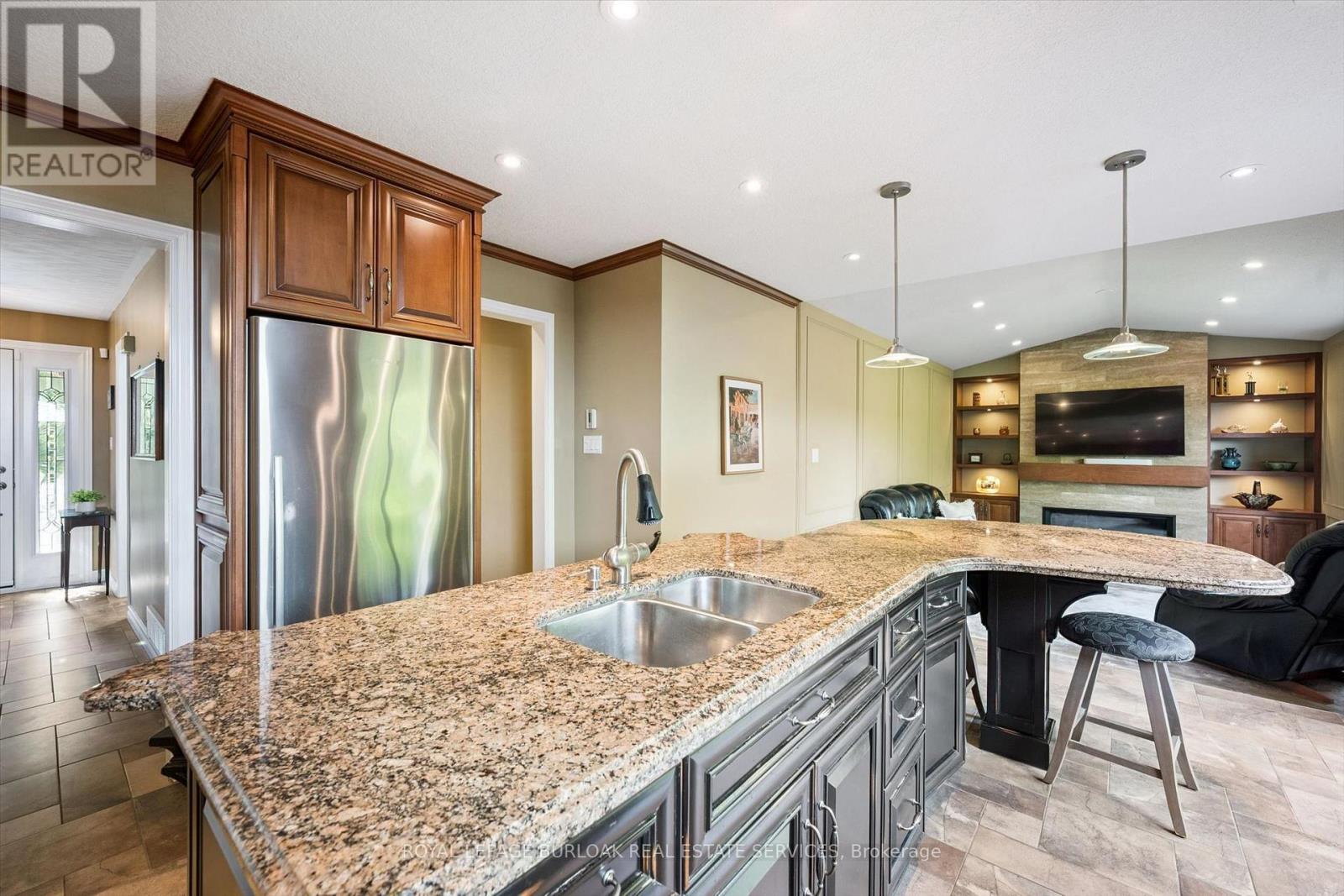 1 Chatterson Drive, Hamilton, Ontario  L9G 1B6 - Photo 22 - X13753096