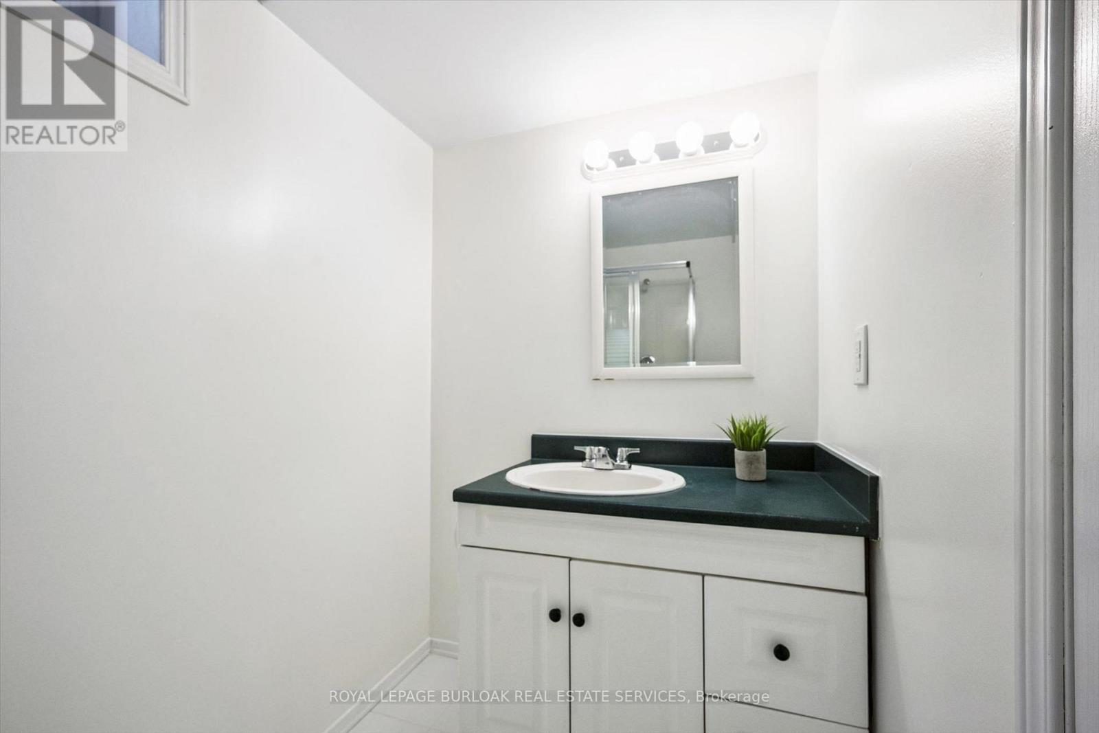 1 Chatterson Drive, Hamilton, Ontario  L9G 1B6 - Photo 40 - X13753096
