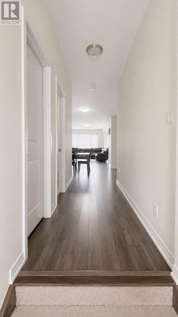 19 Langridge Way, Cambridge, Ontario  N1S 0E3 - Photo 3 - X13753492