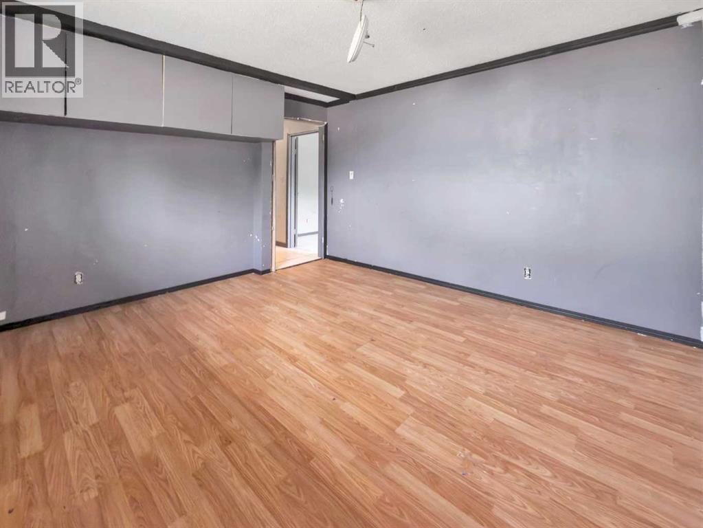 4939, 49 Street, Rocky Mountain House, Alberta  T4T 1C1 - Photo 11 - A2340658