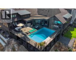 652 Trumpeter Road, Kelowna, British Columbia  V1W 4L6 - Photo 6 - 10387605