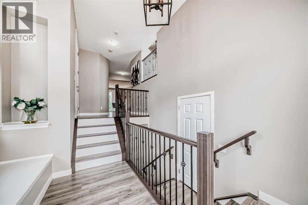 1068 Windhaven Close SW, Airdrie, Alberta  T4B 0T9 - Photo 3 - A2342413