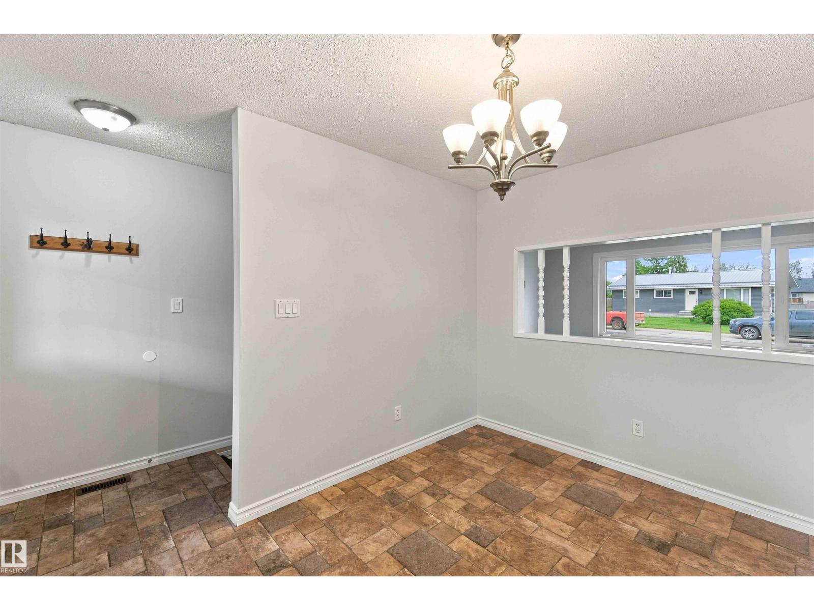 5916 53 Av, Redwater, Alberta  T0A 2W0 - Photo 14 - E4507499