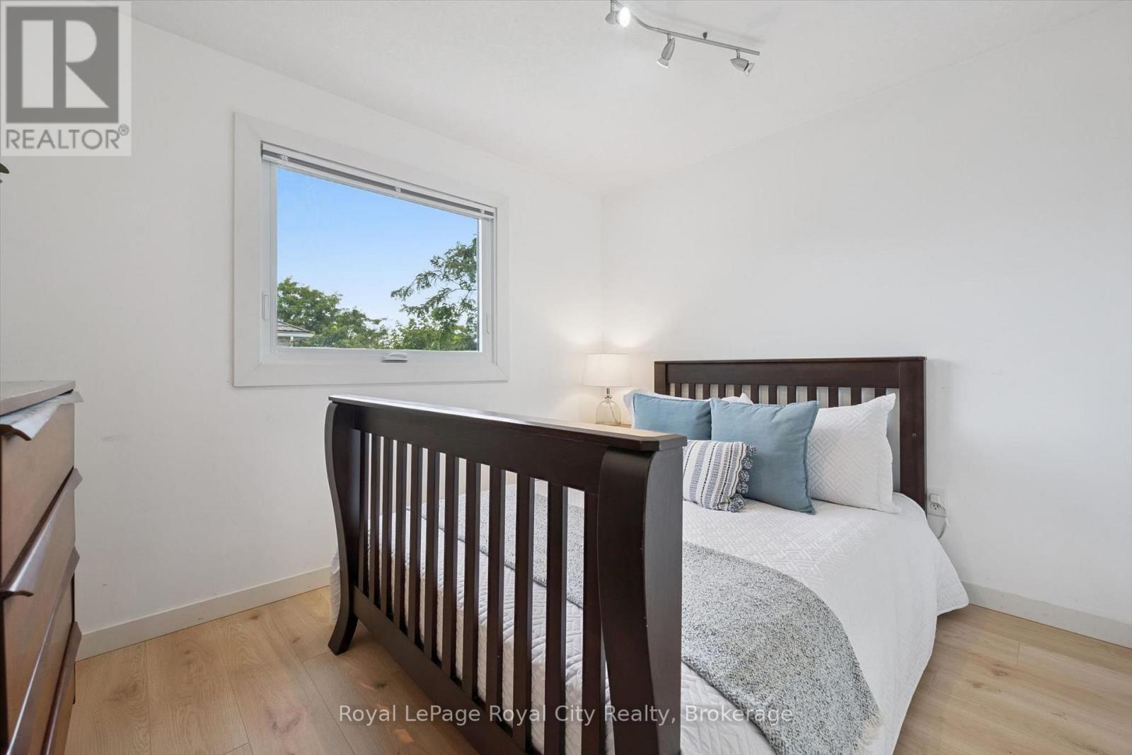 38 Borland Drive, Guelph, Ontario  N1G 5B5 - Photo 21 - X13753348