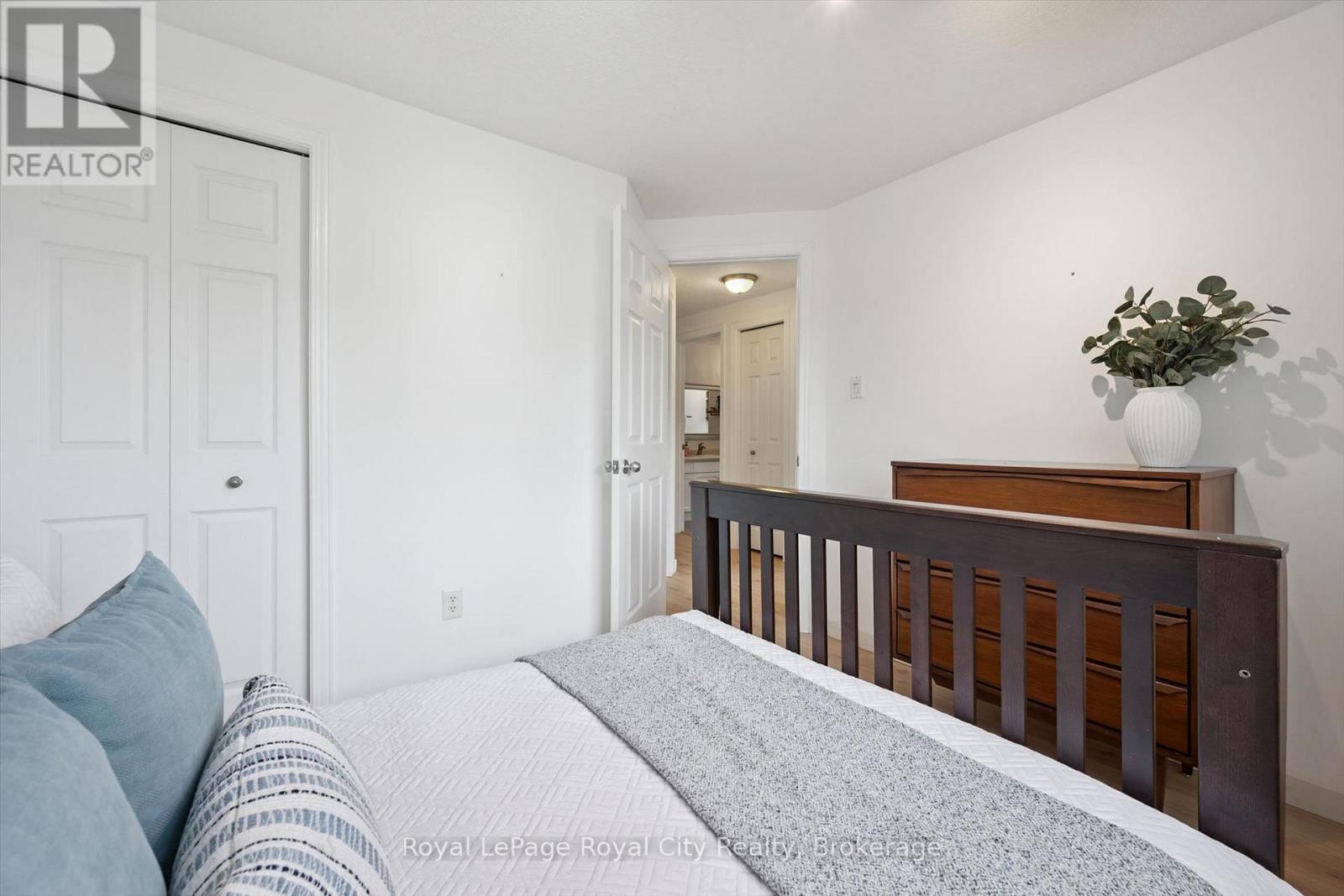 38 Borland Drive, Guelph, Ontario  N1G 5B5 - Photo 22 - X13753348