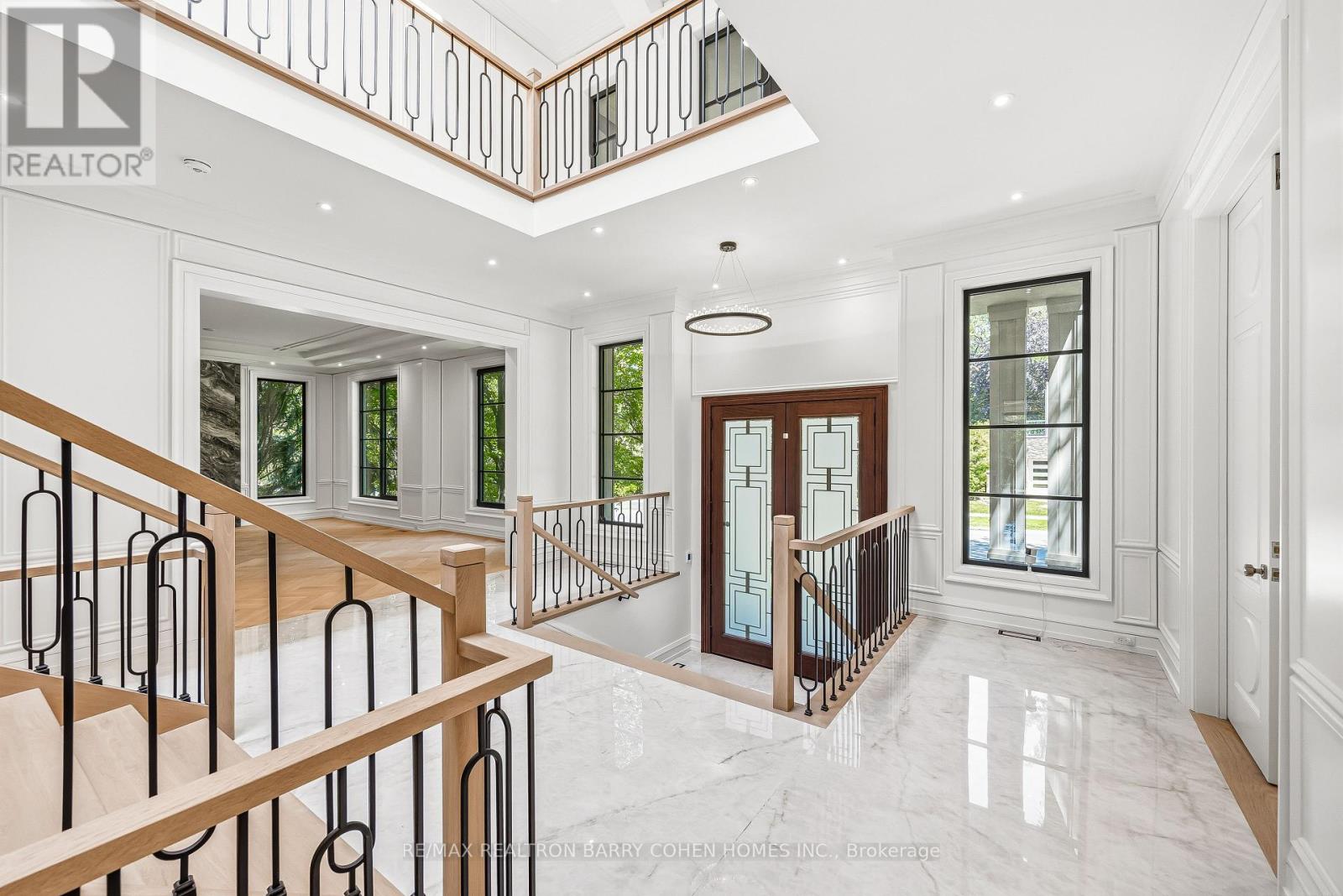 27 Penwood Crescent, Toronto, Ontario  M3B 3B1 - Photo 4 - C13753420