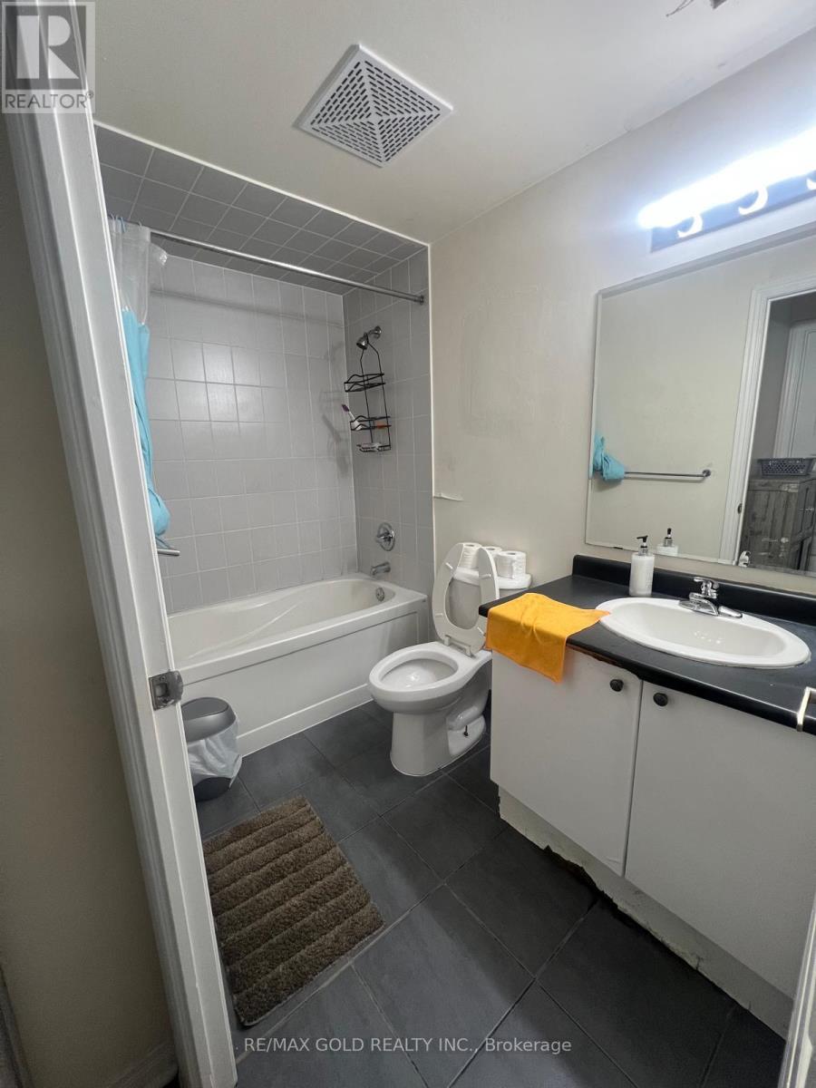 307 - 215 Queen Street E, Brampton, Ontario  L6W 0A9 - Photo 10 - W13747284