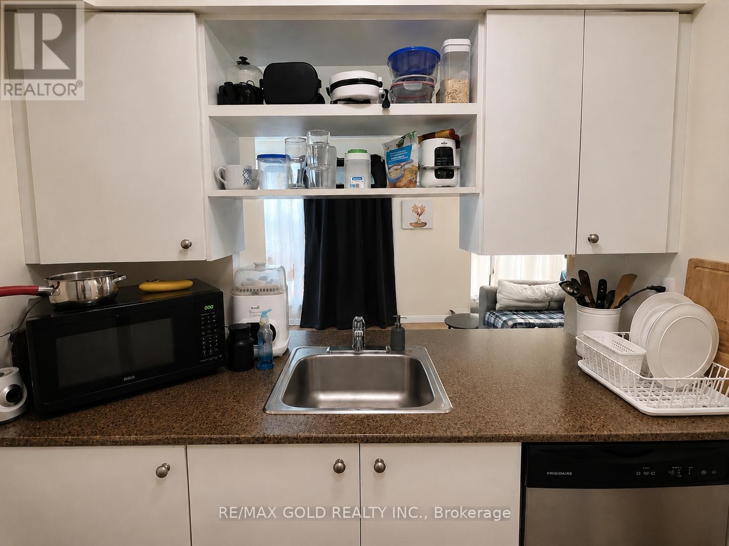 307 - 215 Queen Street E, Brampton, Ontario  L6W 0A9 - Photo 4 - W13747284