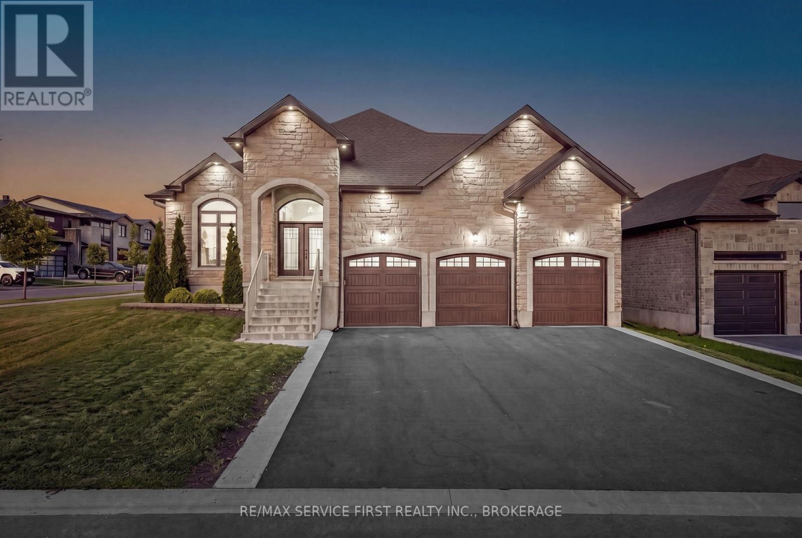 636 MANDARA DRIVE, Kingston, Ontario