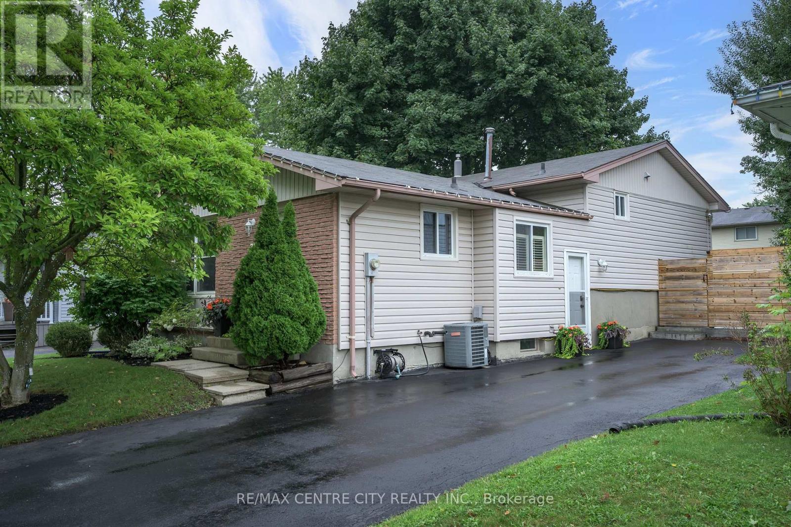 71 ARDSLEY ROAD, London North, Ontario