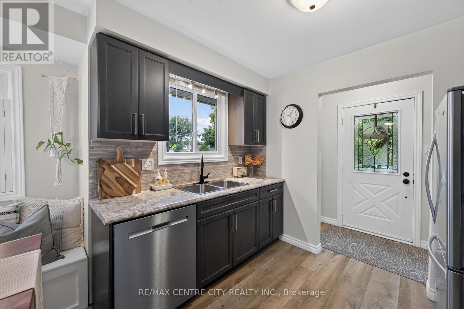 71 Ardsley Road, London North, Ontario  N6G 3J4 - Photo 18 - X13753566