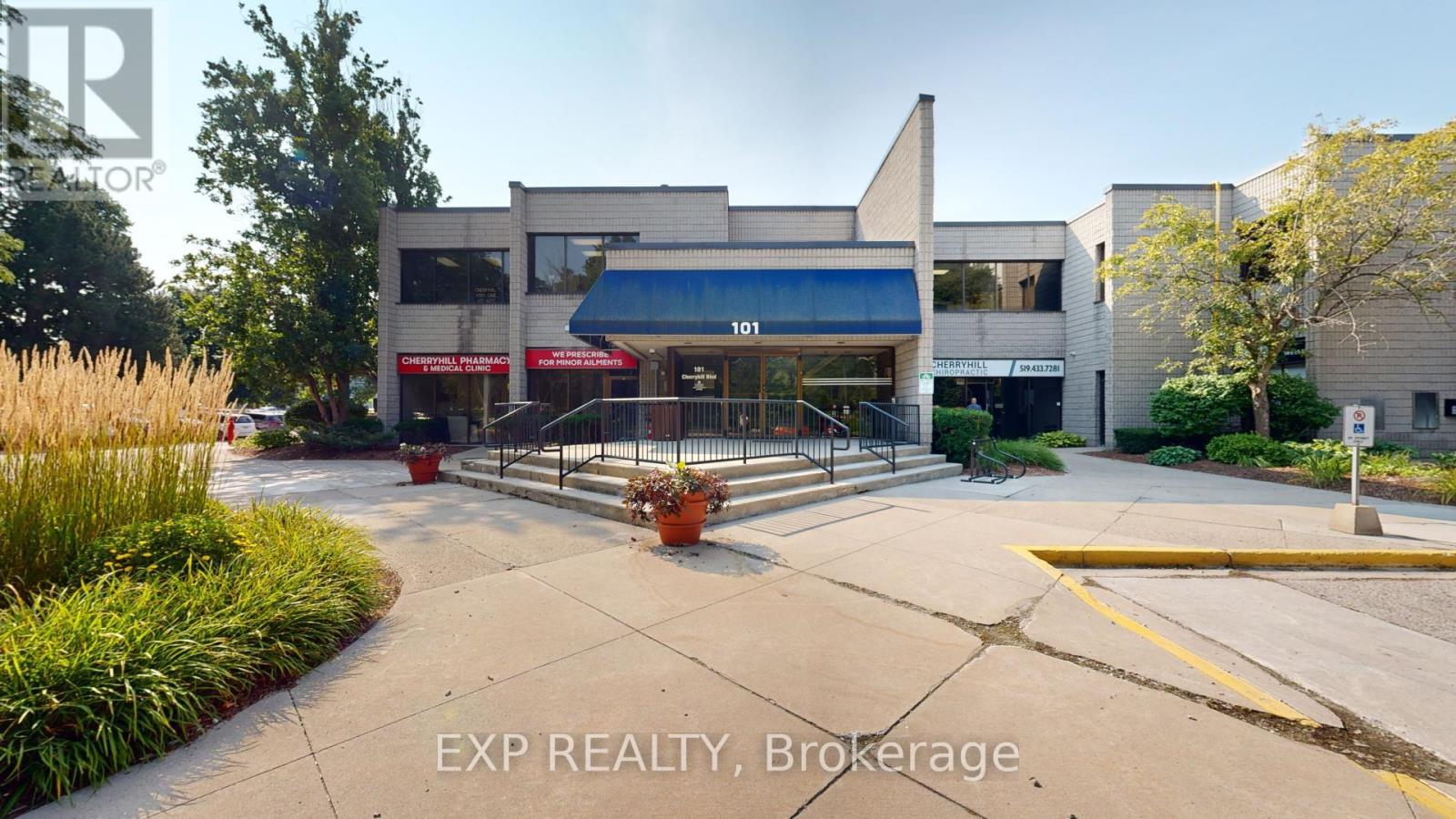 217 - 101 CHERRYHILL BOULEVARD, London North, Ontario