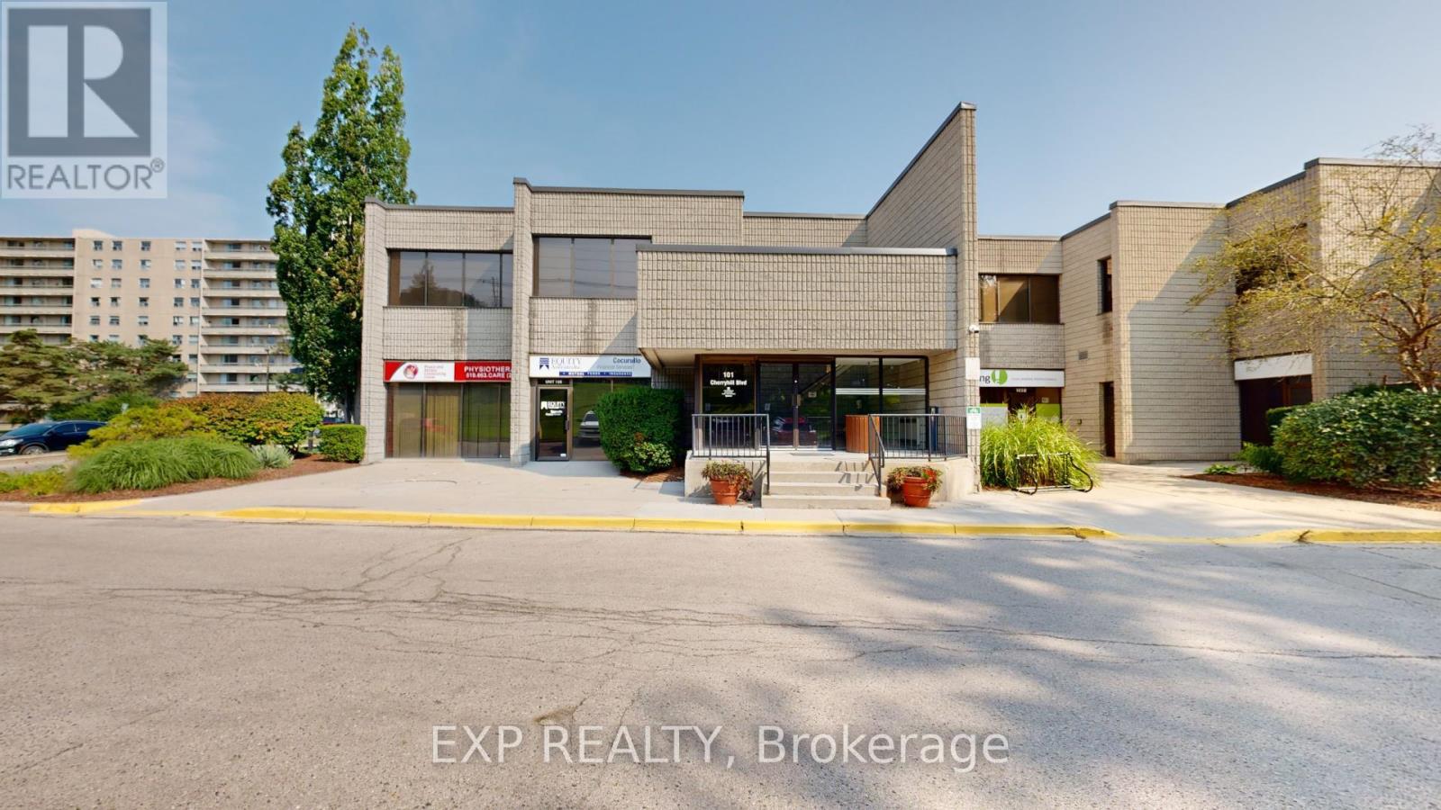 217 - 101 Cherryhill Boulevard, London North, Ontario  N6H 4S4 - Photo 3 - X13753604