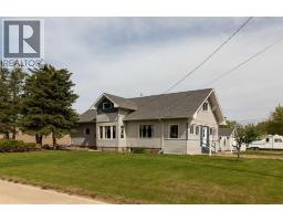 606 5 Street, Warner, Alberta