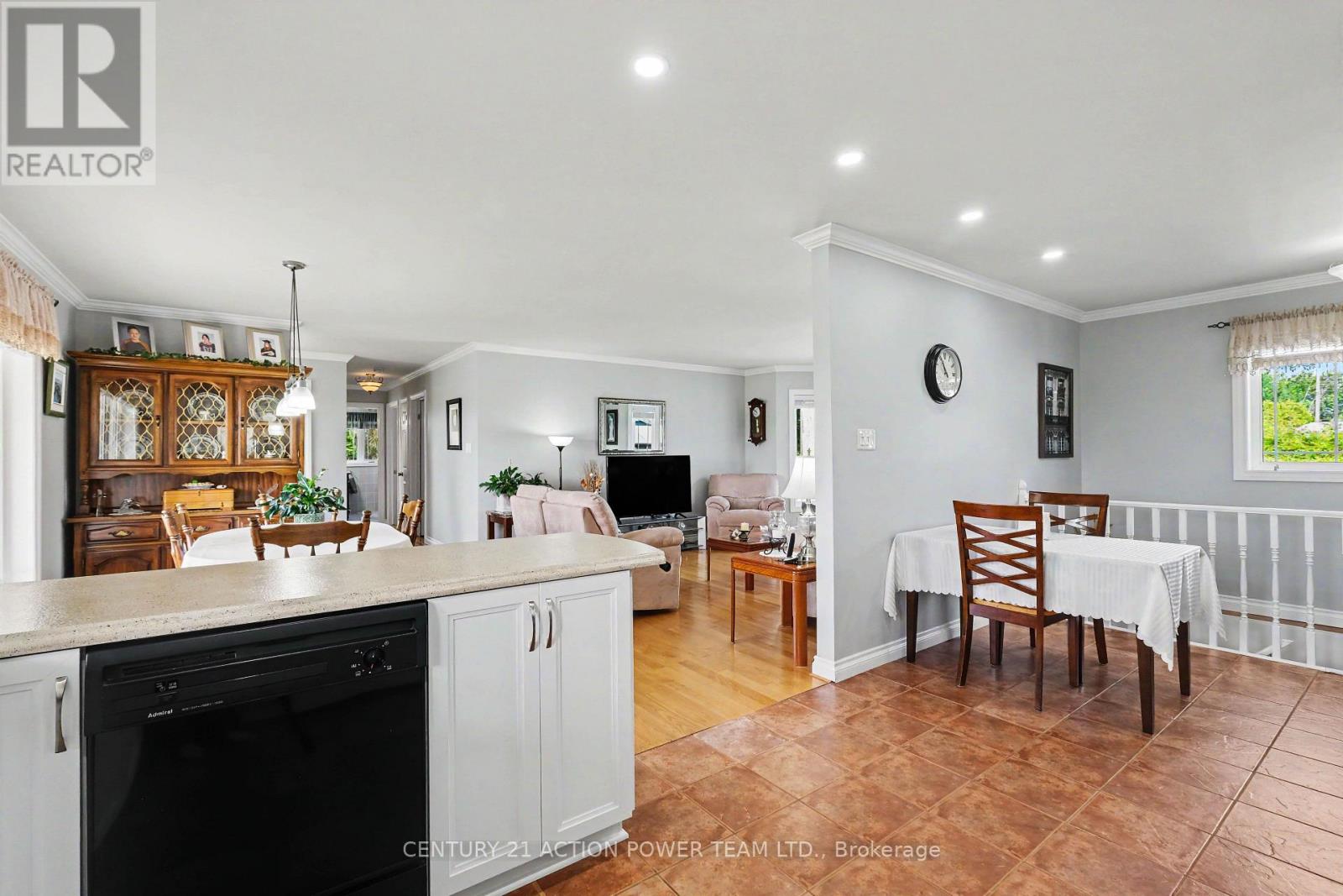 19 Crysler Station Road, North Stormont, Ontario  K0A 1R0 - Photo 10 - X13753538