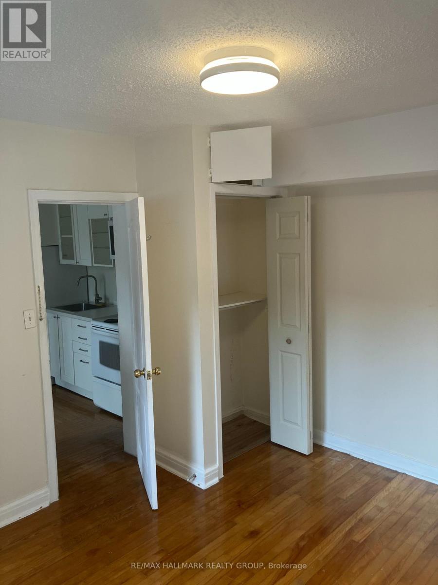 1 - 257 Bronson Avenue, Ottawa, Ontario  K1R 6H6 - Photo 4 - X13753658