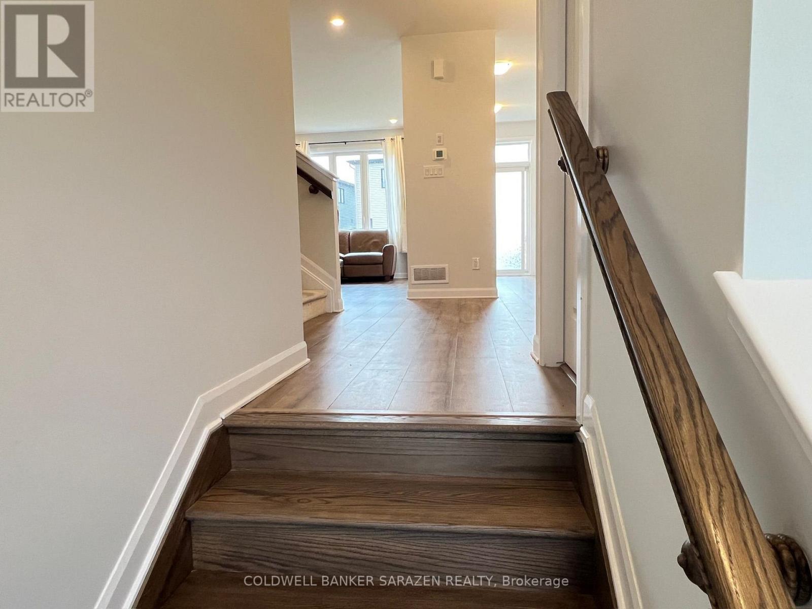 642 Hamsa Street, Ottawa, Ontario  K2J 6Z7 - Photo 3 - X13753706