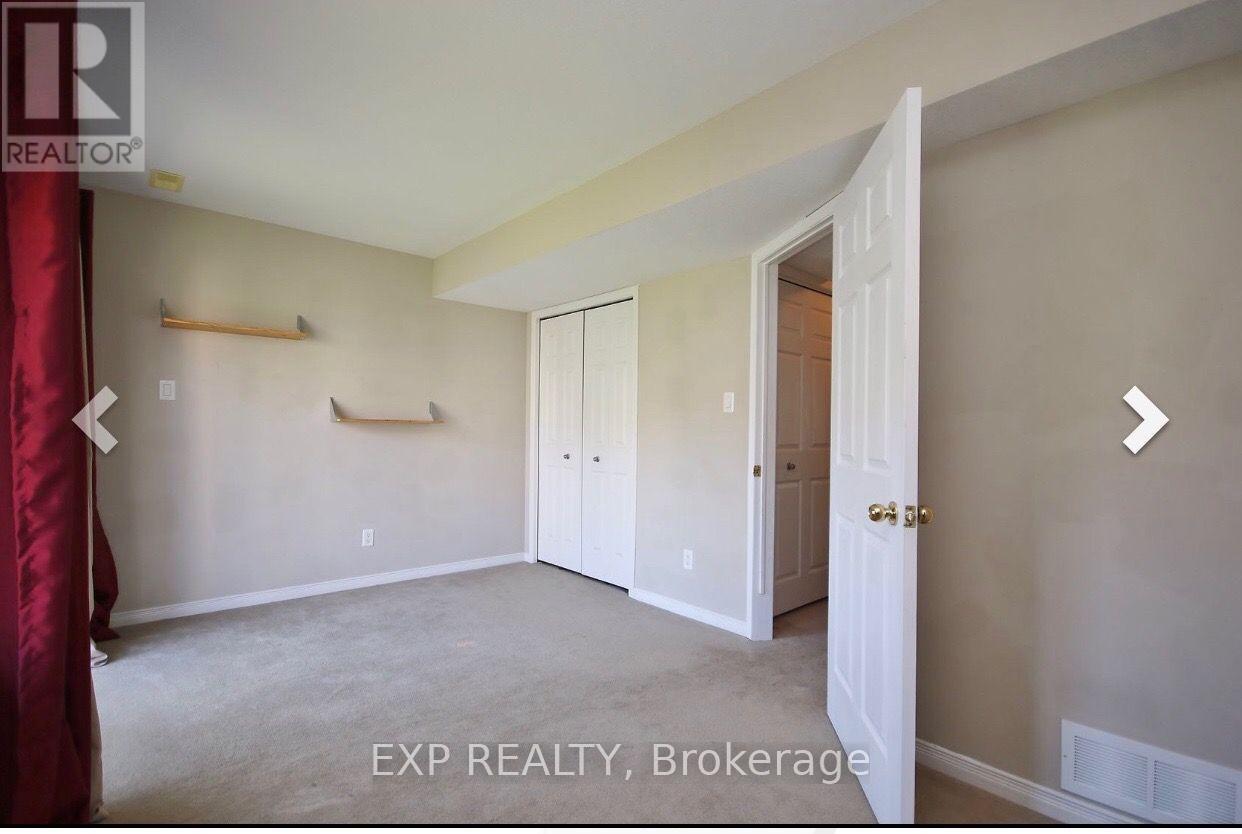 526 Reardon Private, Ottawa, Ontario  K1V 2L1 - Photo 12 - X13753804