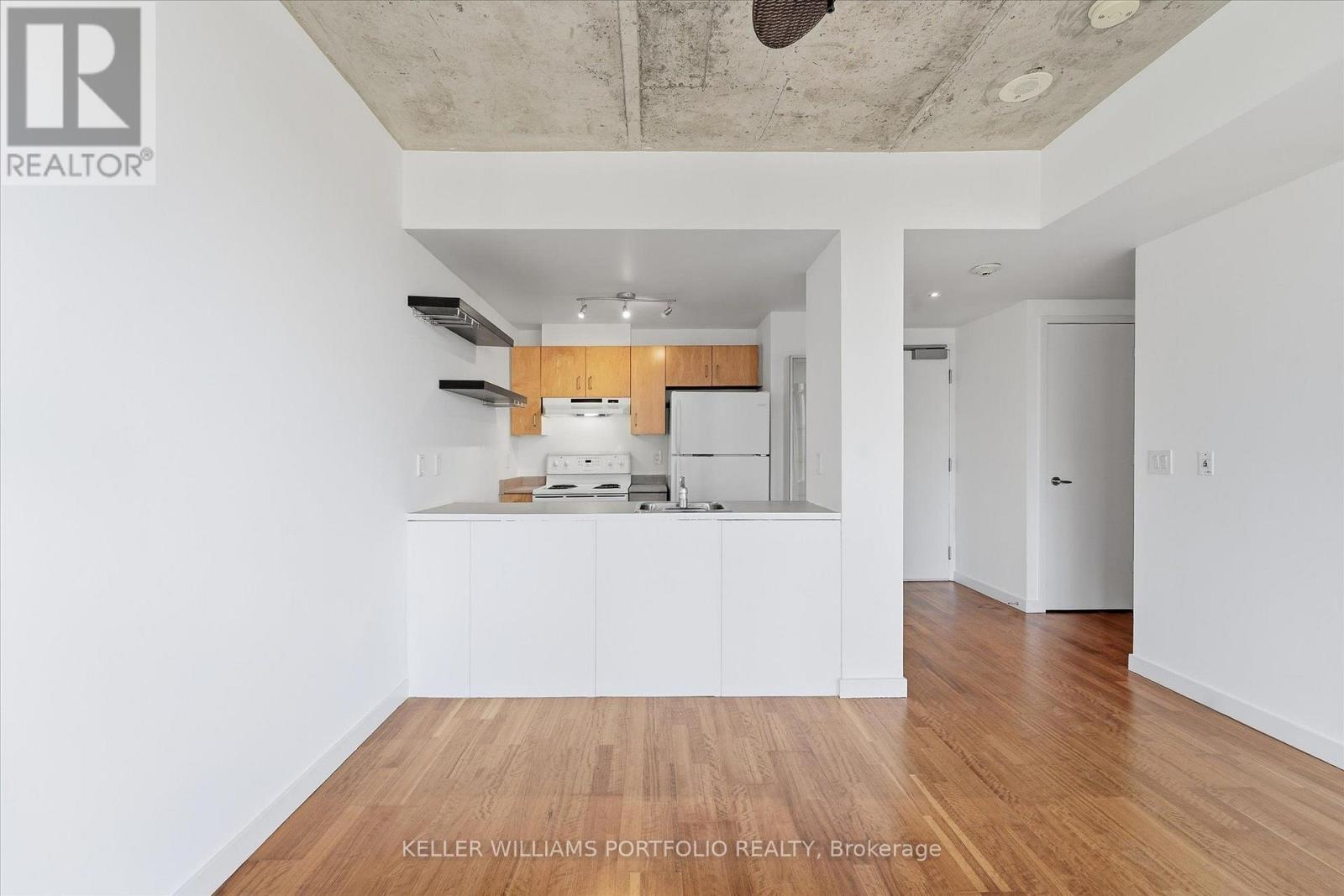 1602 - 281 Mutual Street, Toronto, Ontario  M4Y 3C4 - Photo 14 - C13753540